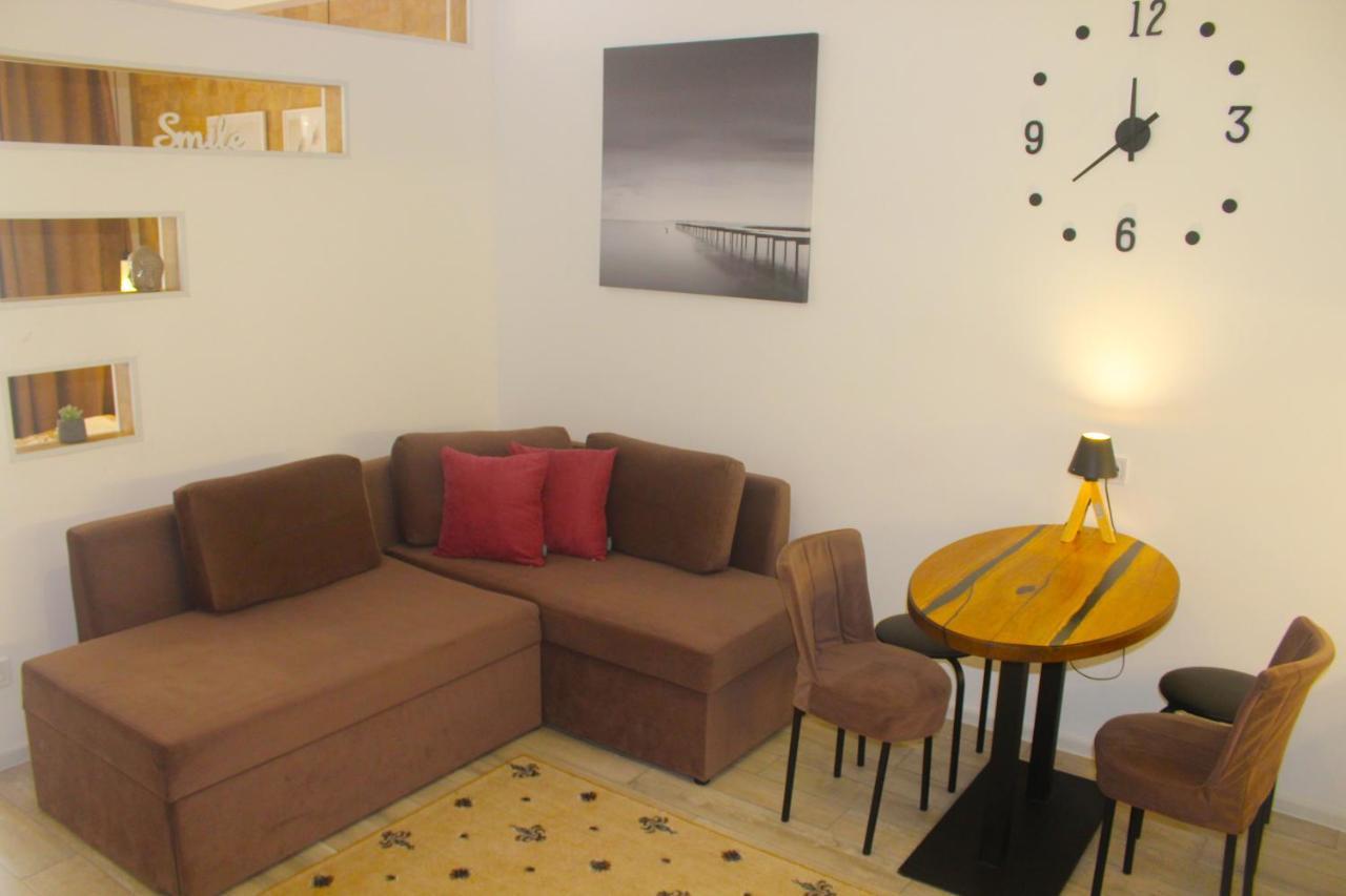 Sweet Home Kiev Luaran gambar